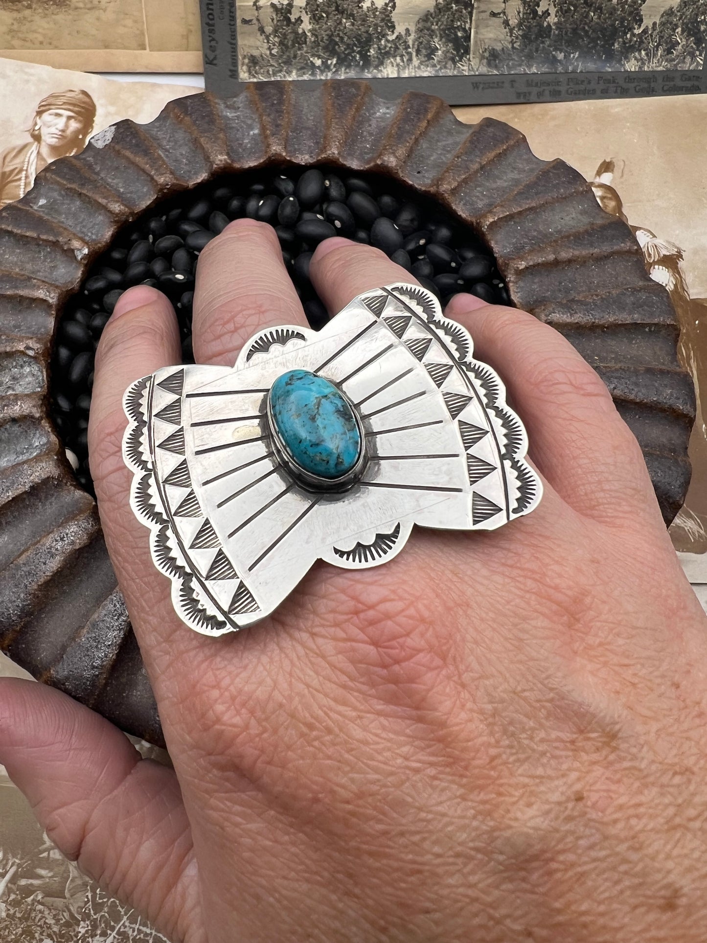 Bow Ring size 10.5