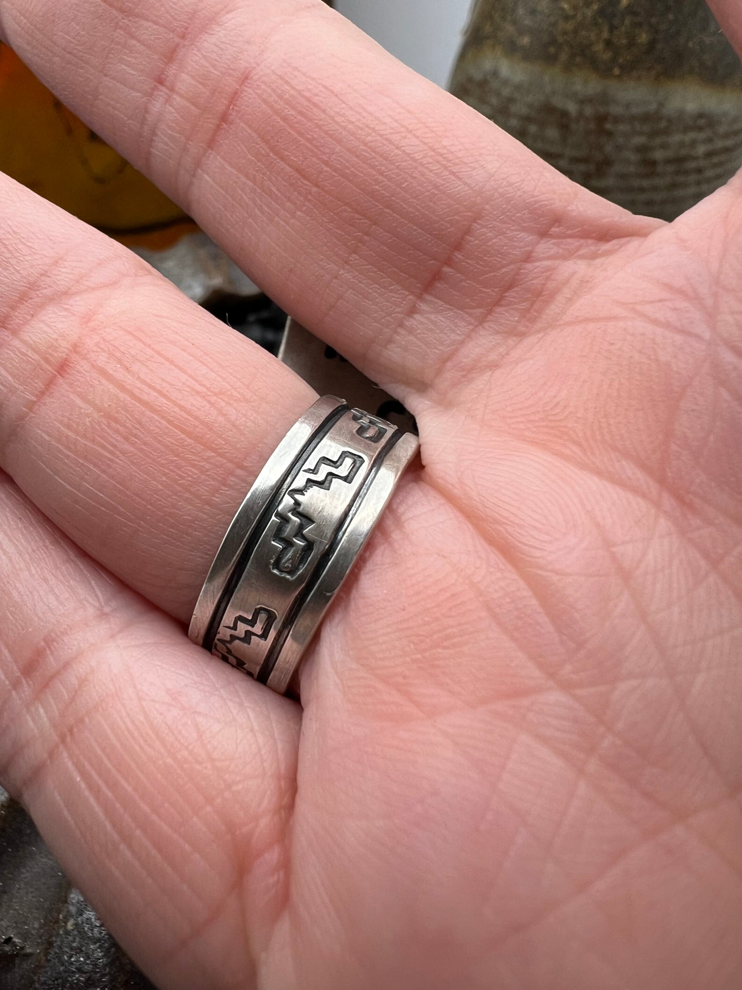 Bow Ring size 7.5