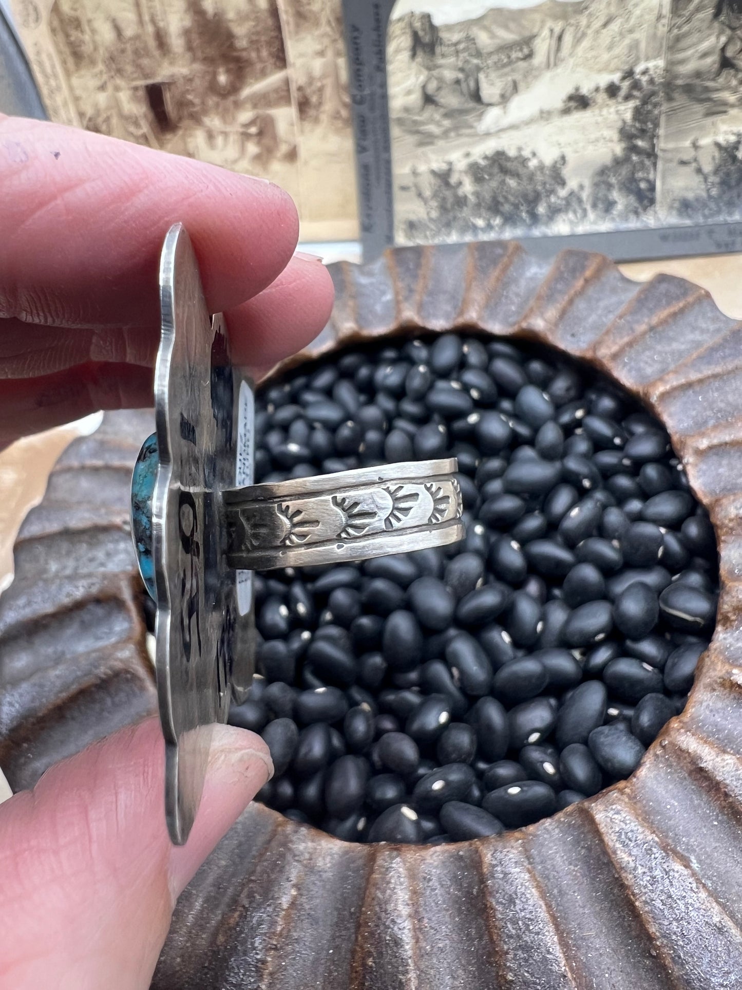 Bow Ring size 10.5