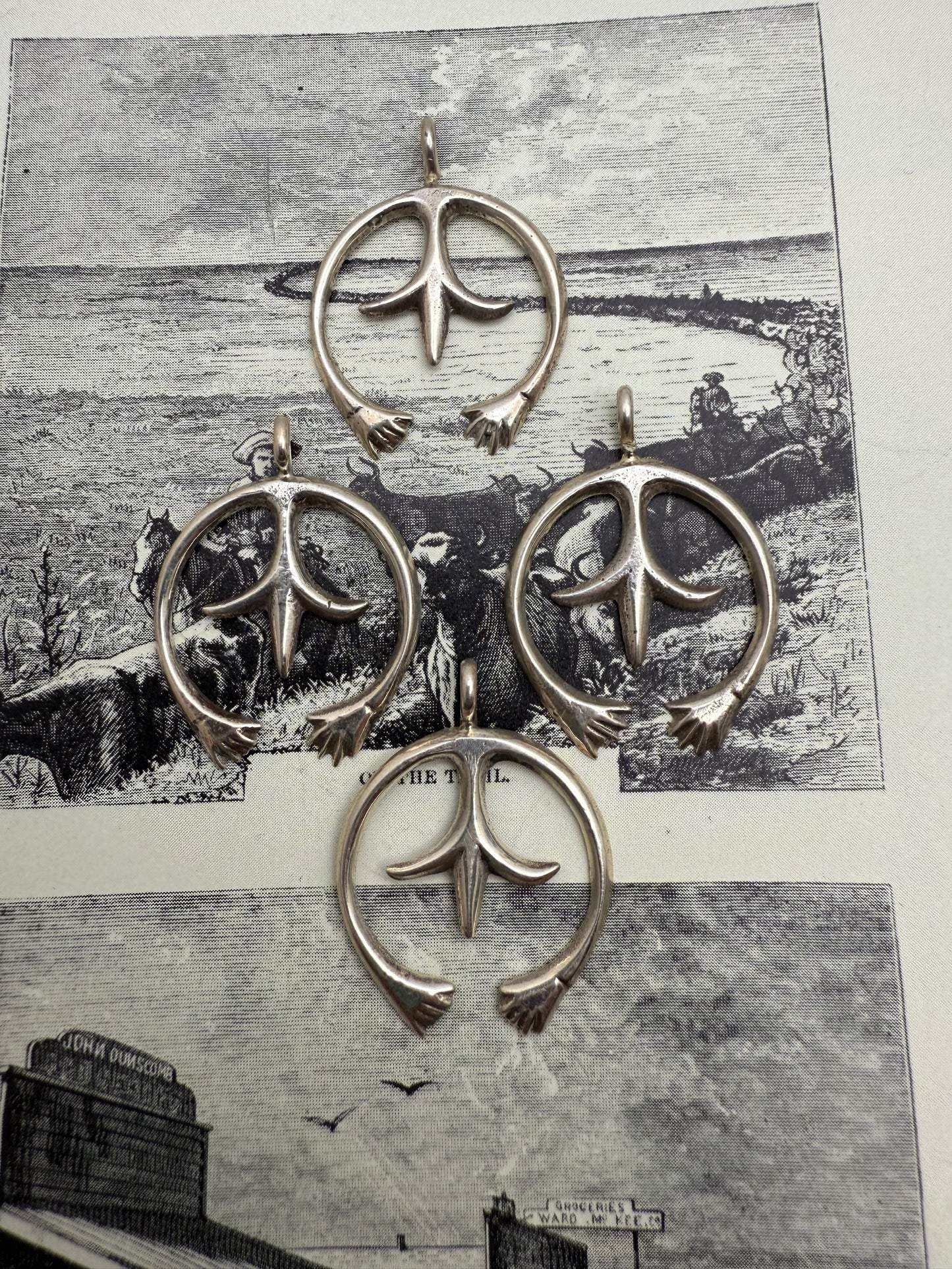Naja Charm