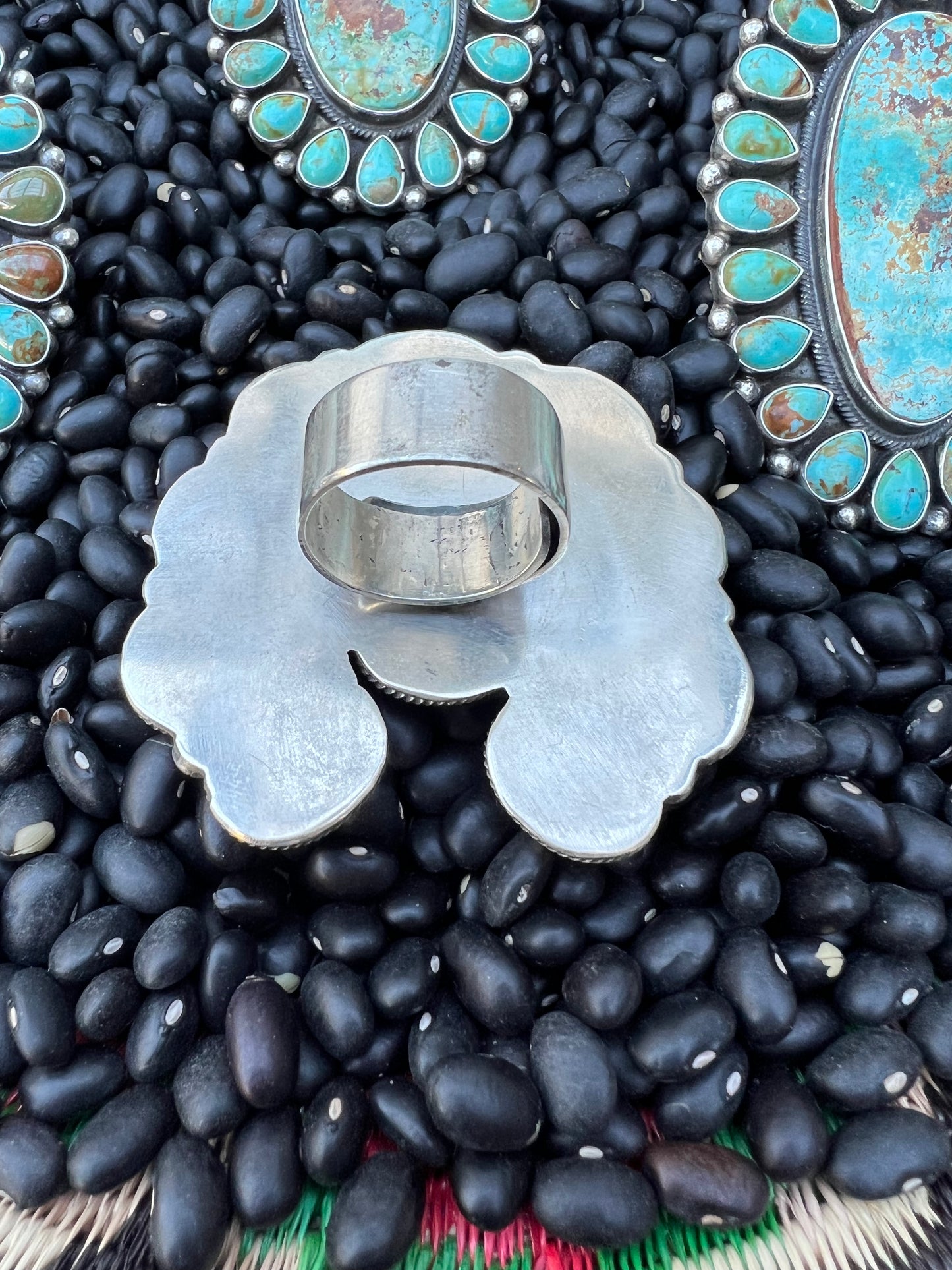Large Cluster Ring