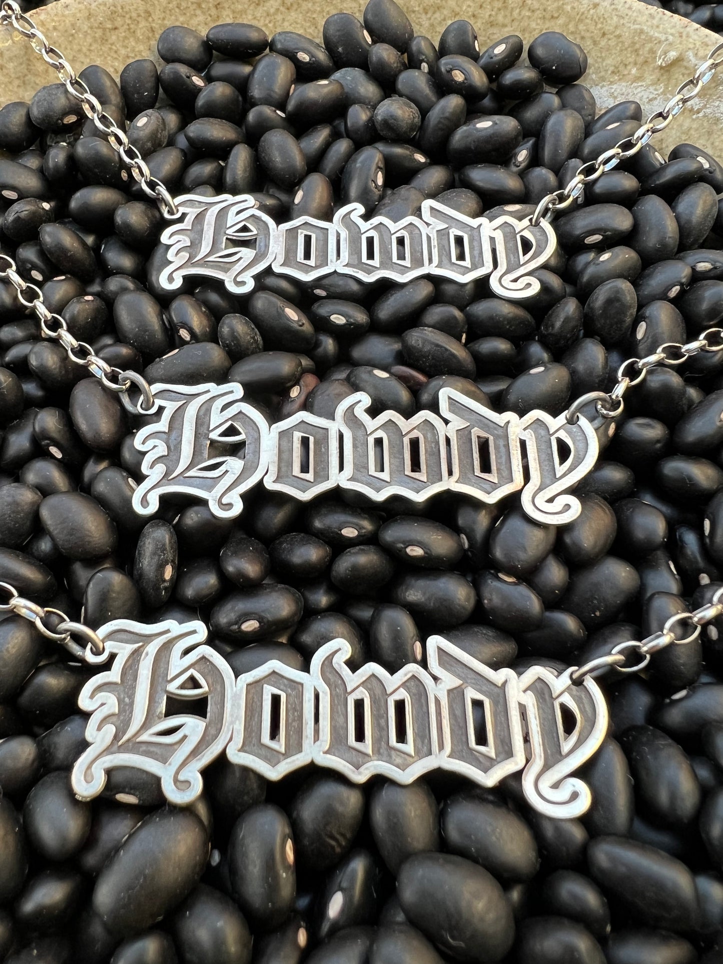 HOWDY necklace sterling silver 18” old English