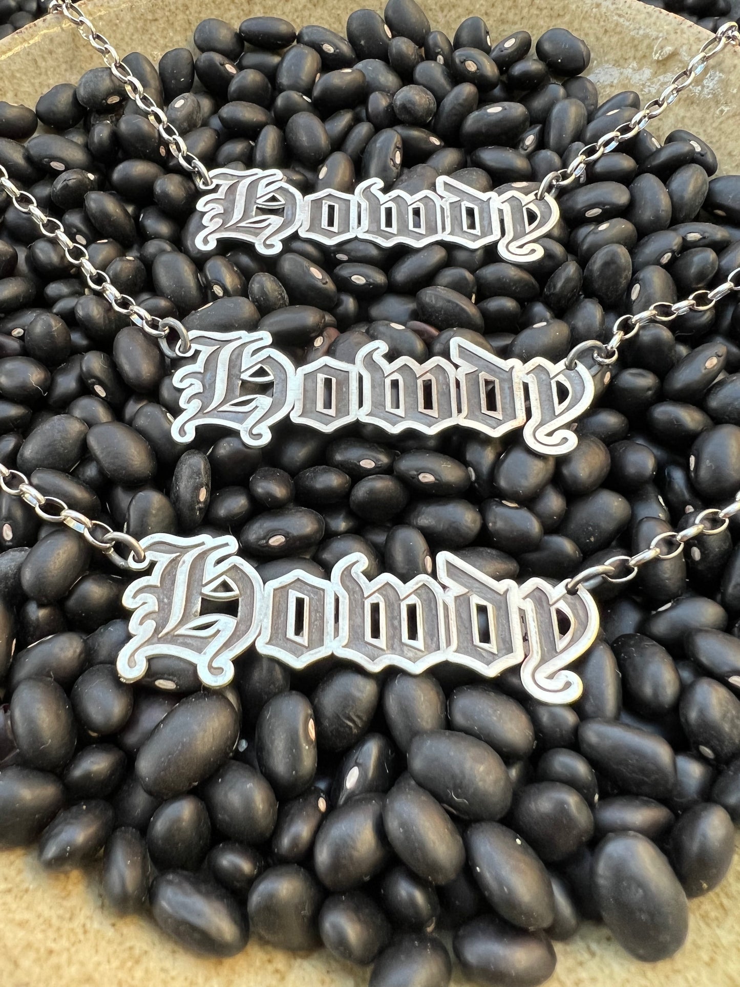 HOWDY necklace sterling silver 18” old English