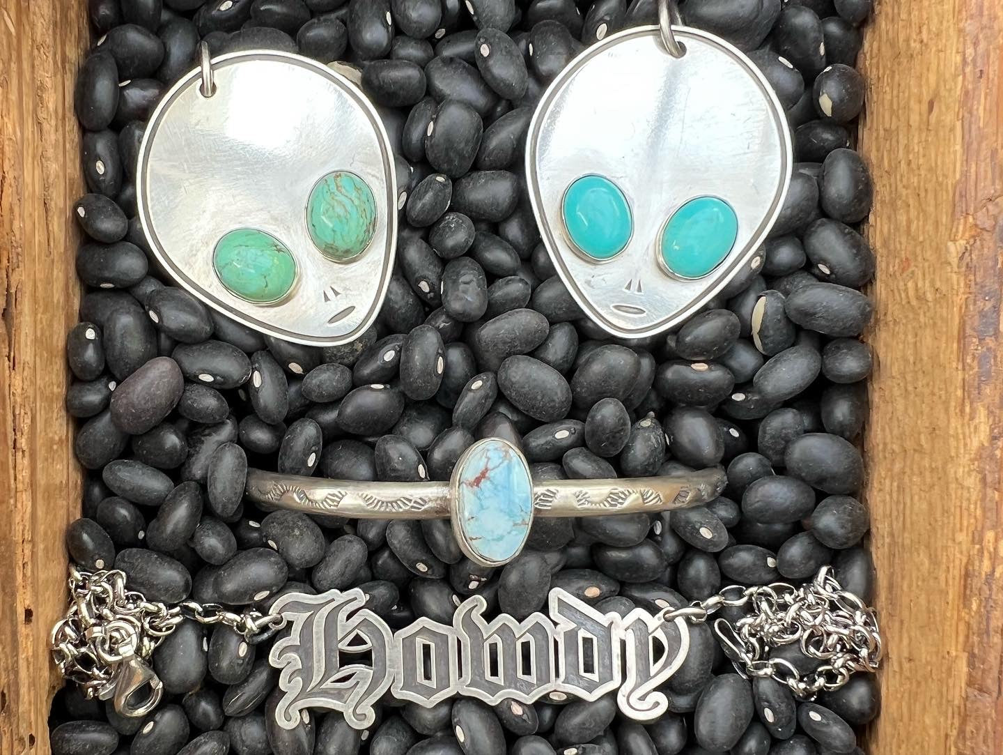 HOWDY necklace sterling silver 18” old English