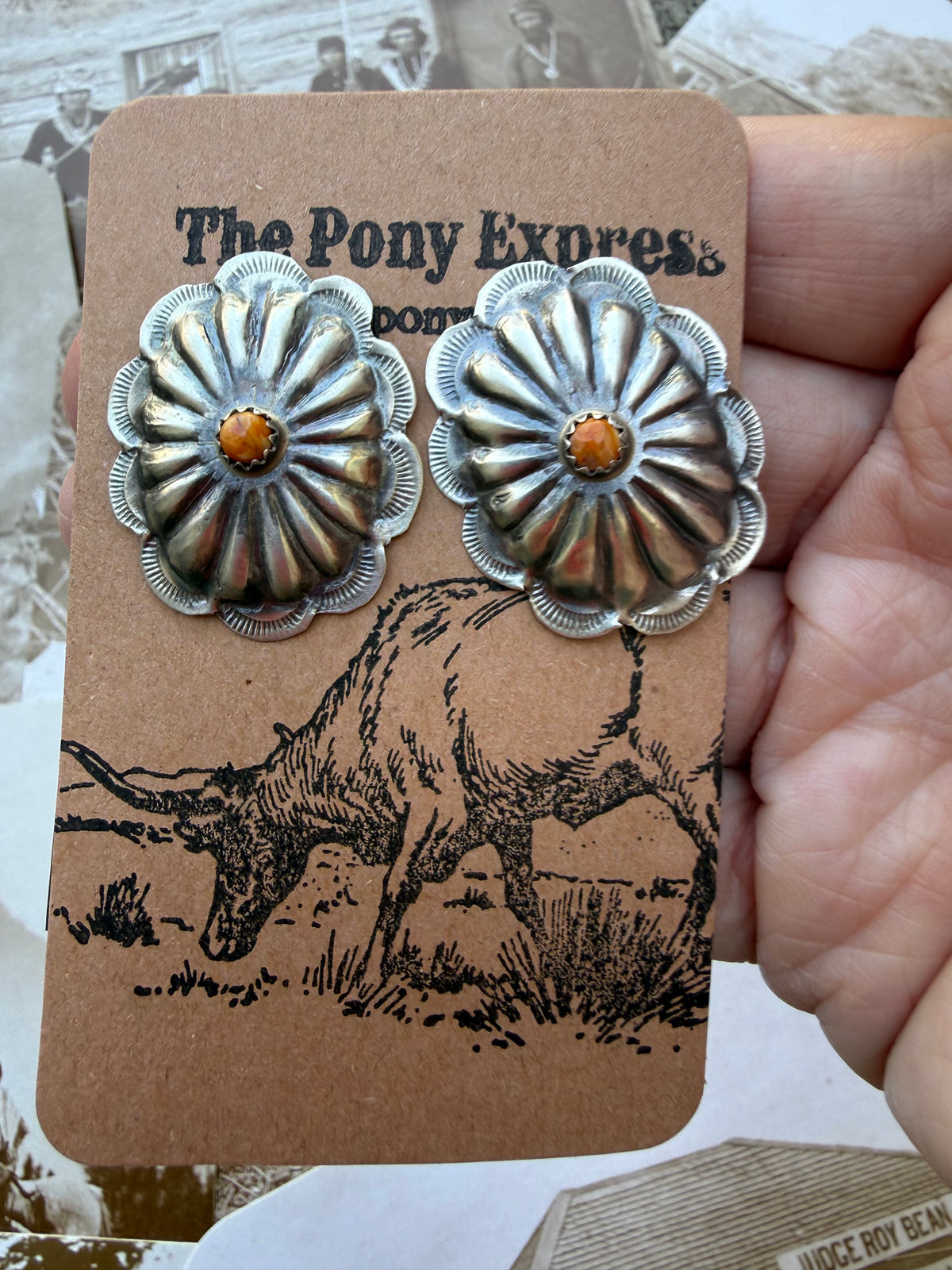 Concho Spiny Oyster Earrings