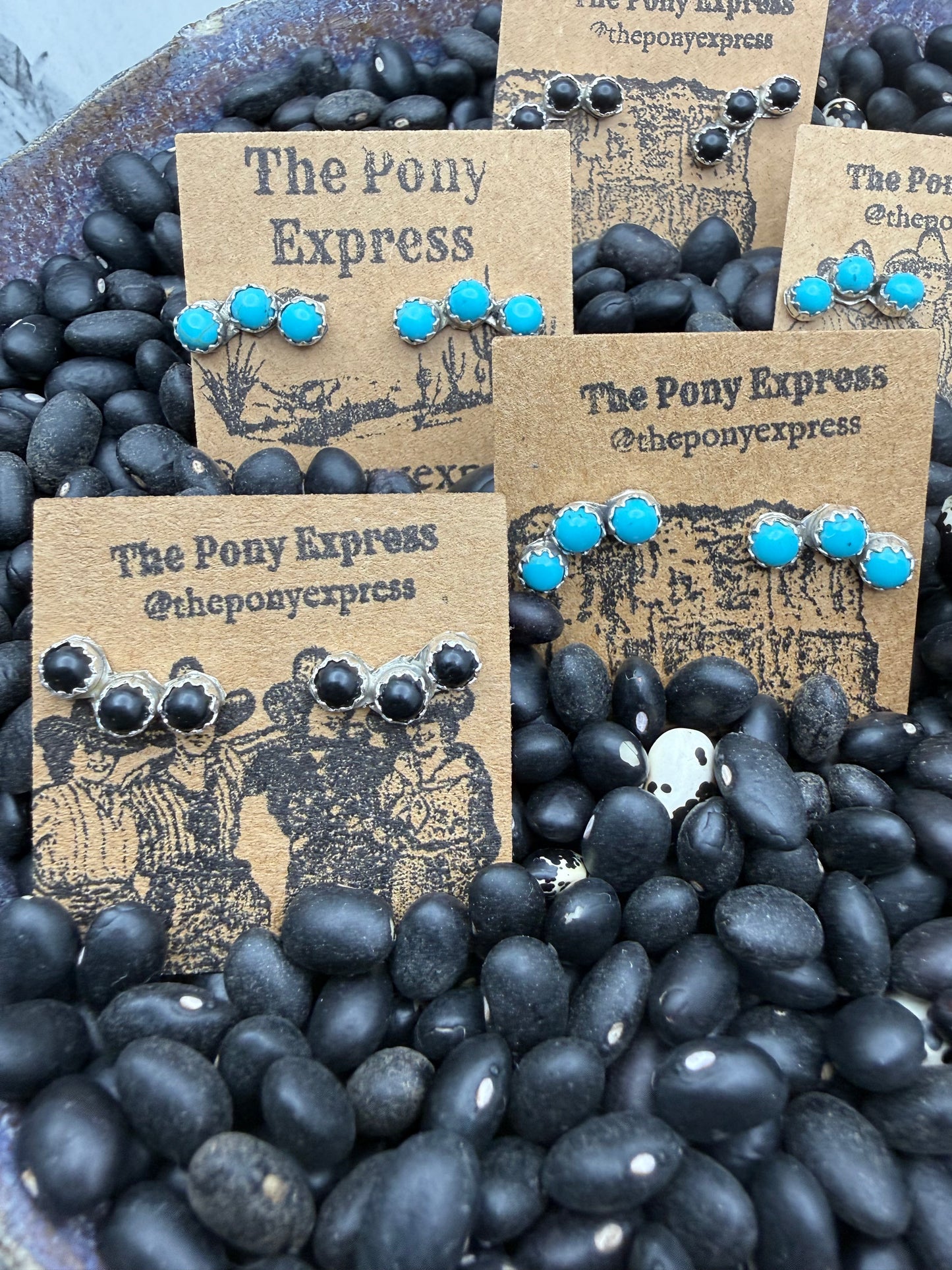 Triple Onyx Stone Curved Studs