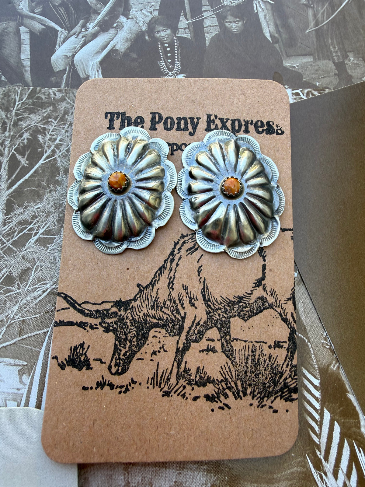 Concho Spiny Oyster Earrings