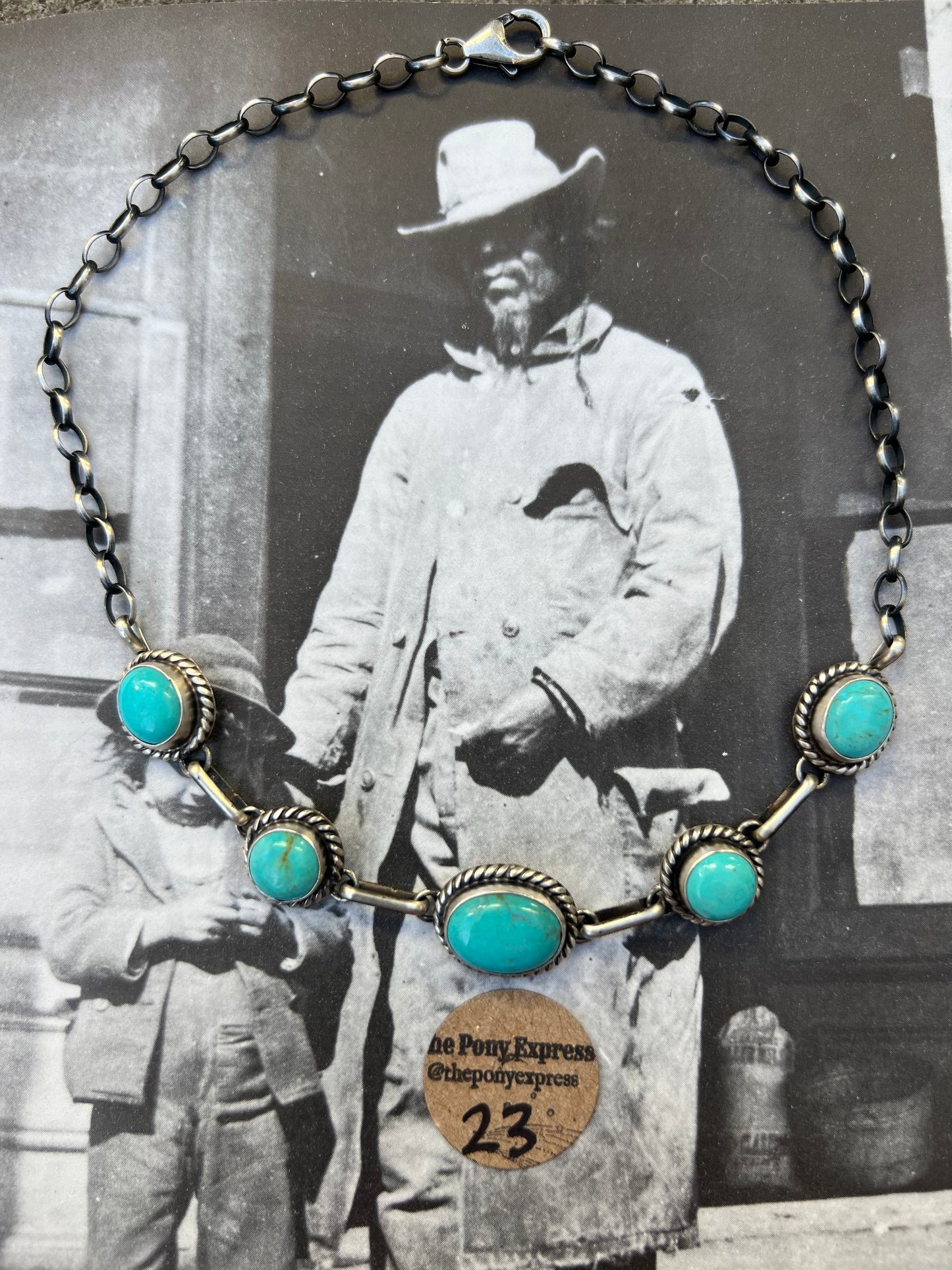 Kingman 5 Stone Choker