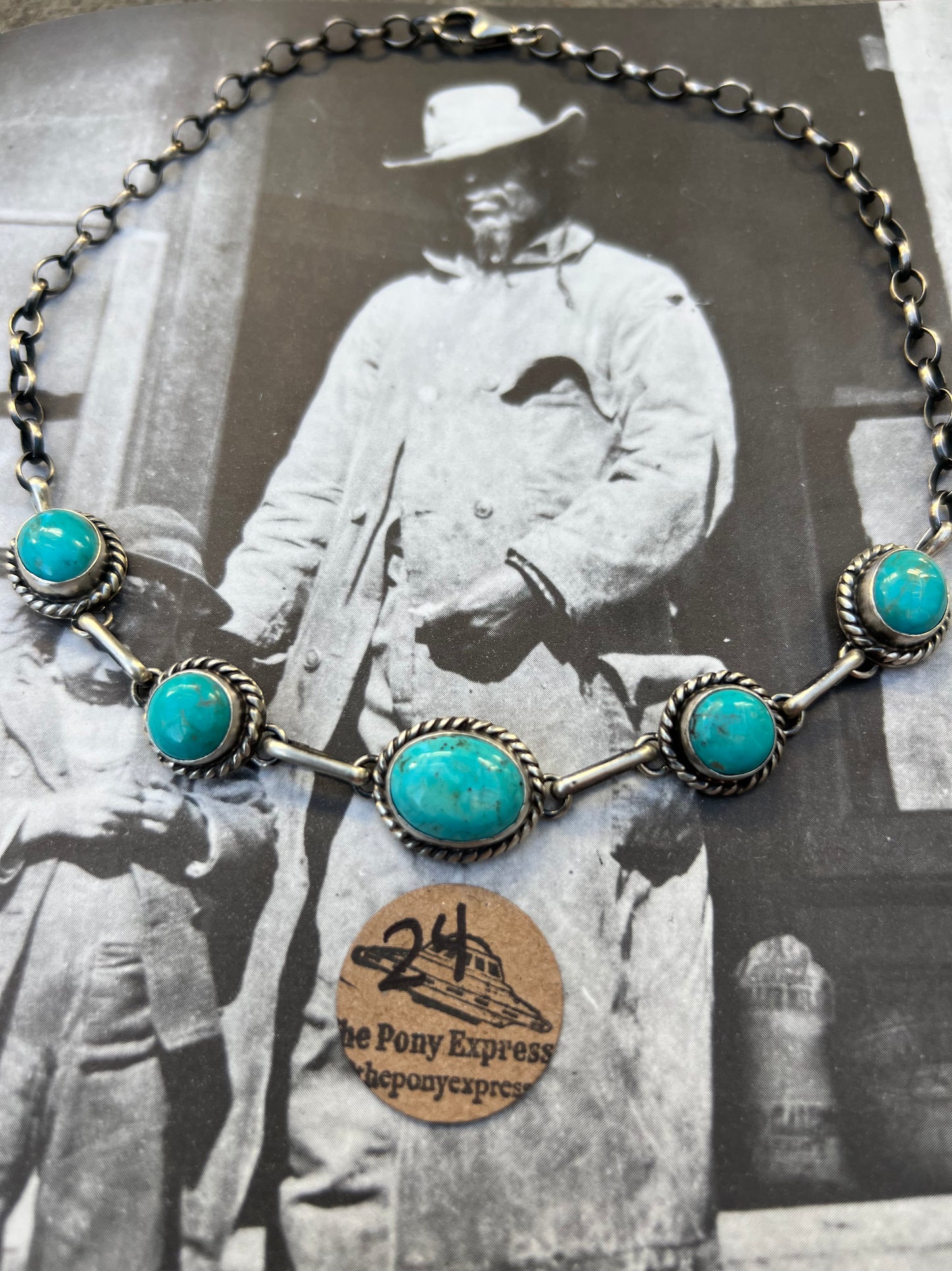 Kingman 5 Stone Choker