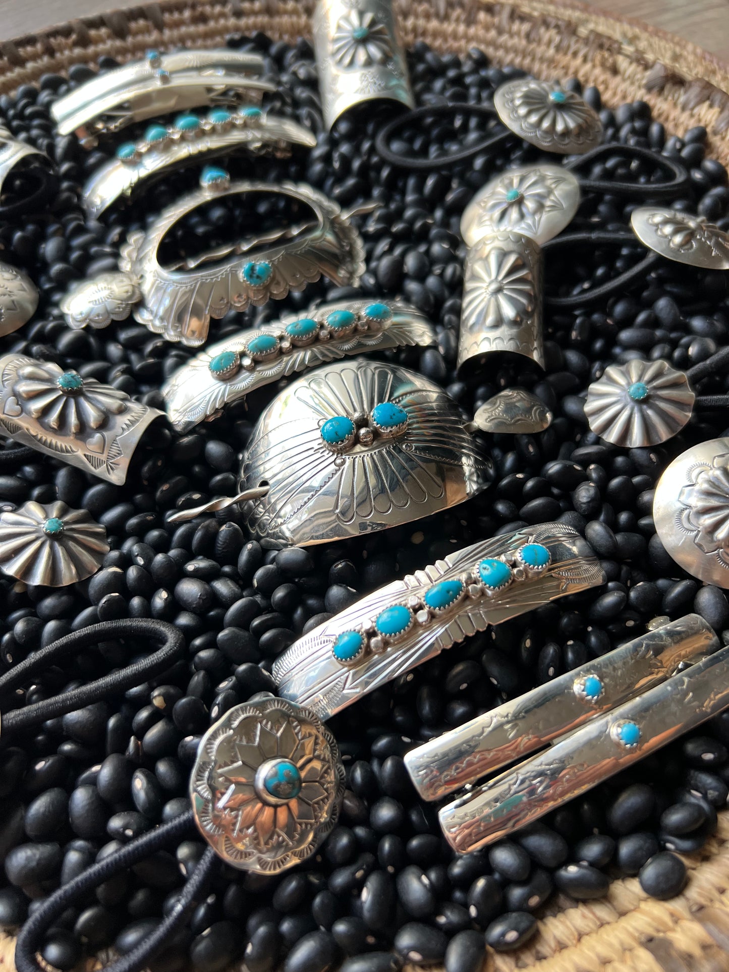Sterling silver scallop Concho hair tie with turquoise