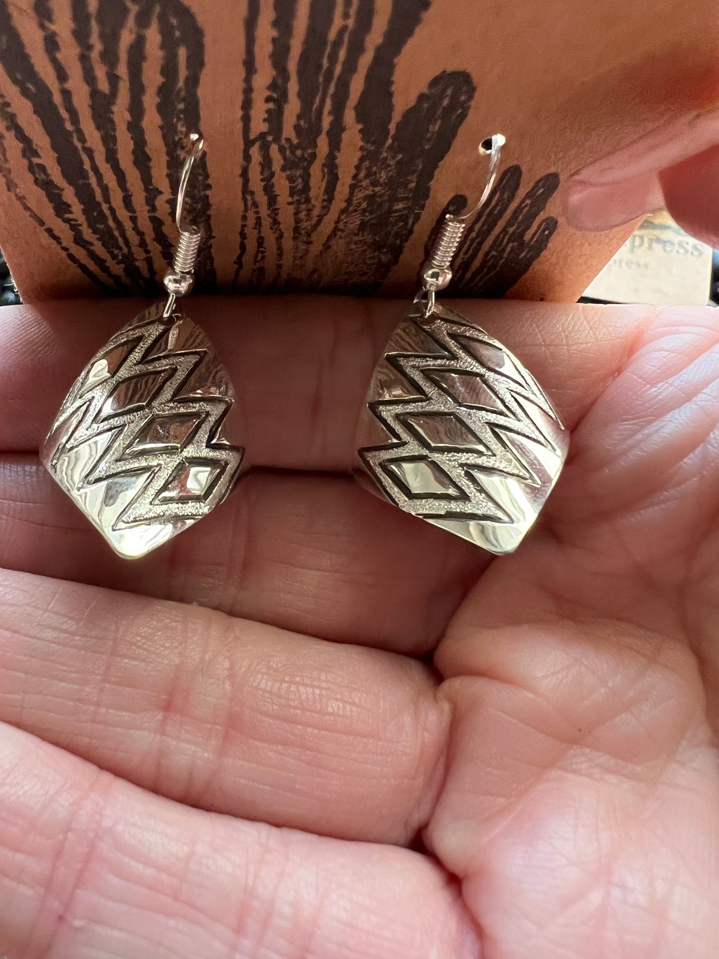 Etched Sterling Ribbon Earrings